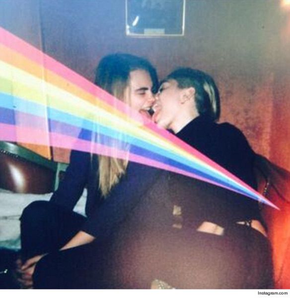 Opa! Miley Cyrus je spet jezikava!