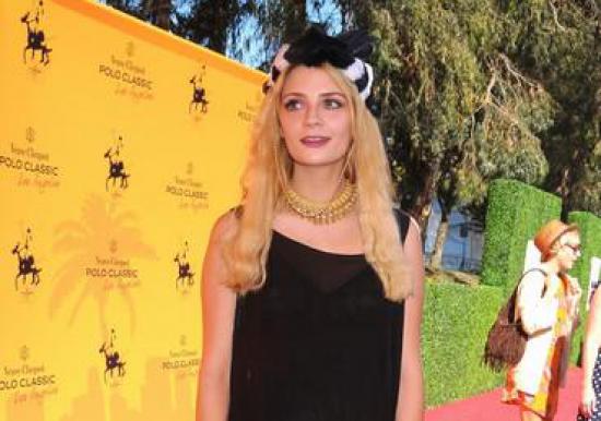 FOTO Mischa Barton izgleda kot ptičje strašilo