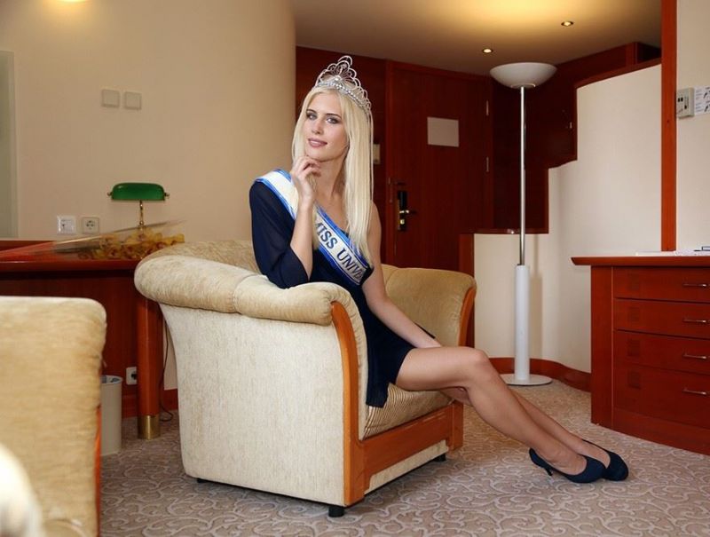 VROČE! Nova mis Urška Bračko: Moti me, da naj bi bile misice neumne