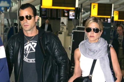 Jennifer Aniston nima sreče: Justin zaljubljen v Angelino Jolie!