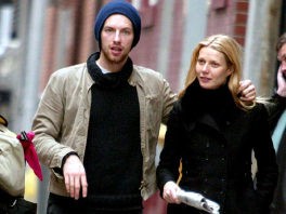 Chris Martin brez poročnega prstana