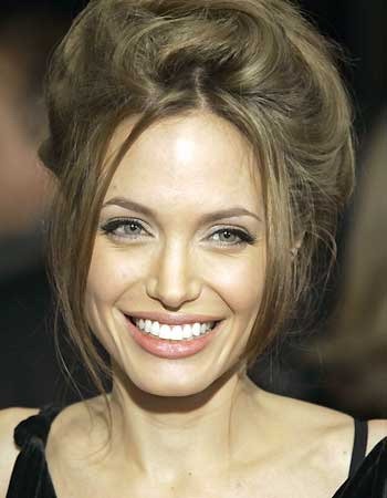 Angelina snifala heroin