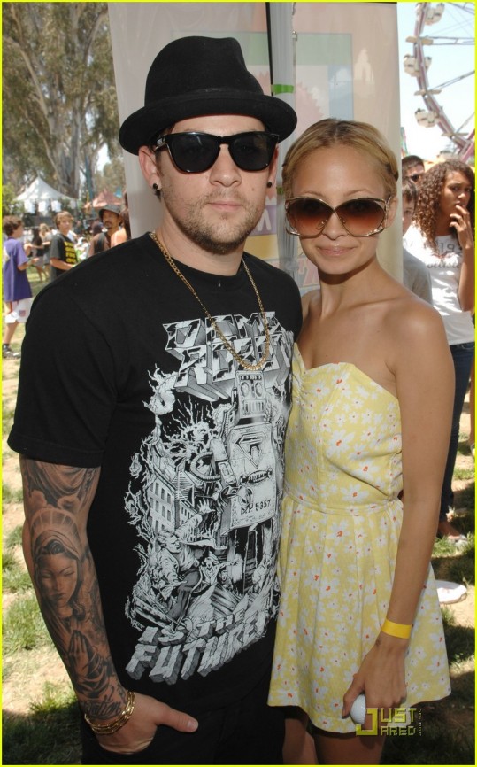 Nicole Richie prijela za golf palico