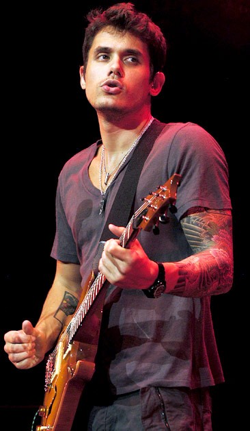 John Mayer se je rodil kot ženska