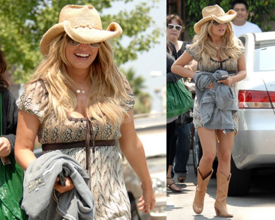Jessica Simpson prihaja nazaj!