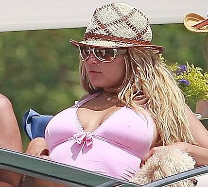 Bikini! Jessica Simpson