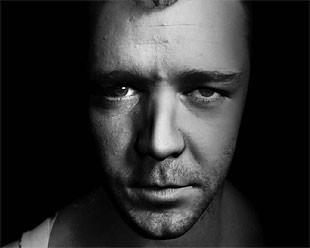 Russell Crowe bo plačeval 25.000 evrov najemnine