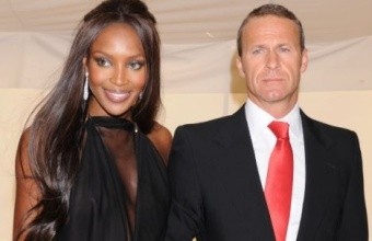 Naomi Campbell pred oltar