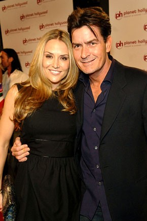 Charlie Sheen bo spet očka