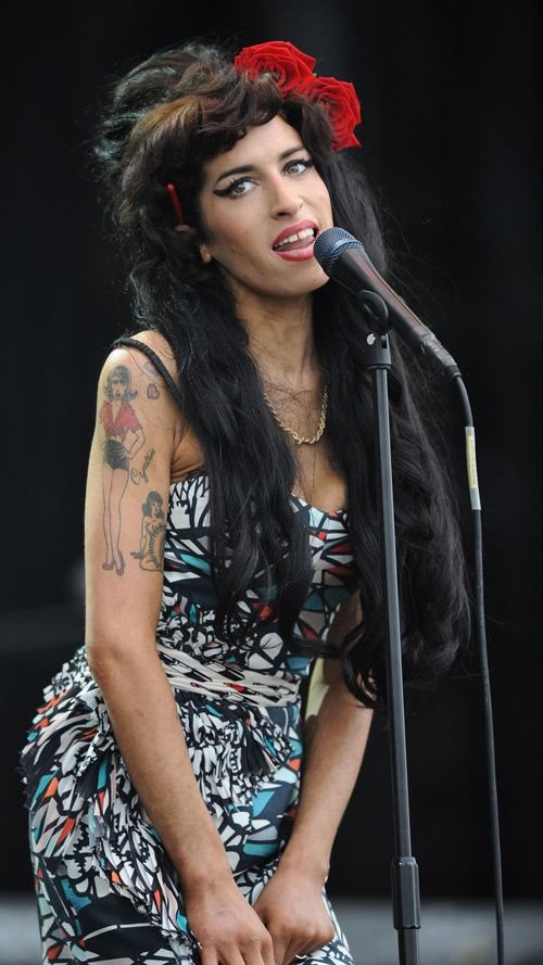Amy Winehouse odpovedala nastop v Parizu