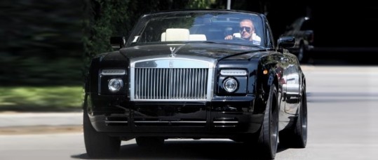 Zvezdniški in nezaupljivi David Beckham