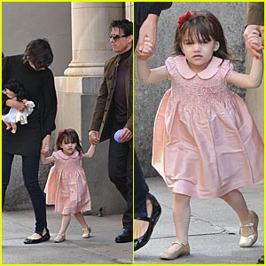 Tom Cruise in Katie Holmes povsod s hčerko
