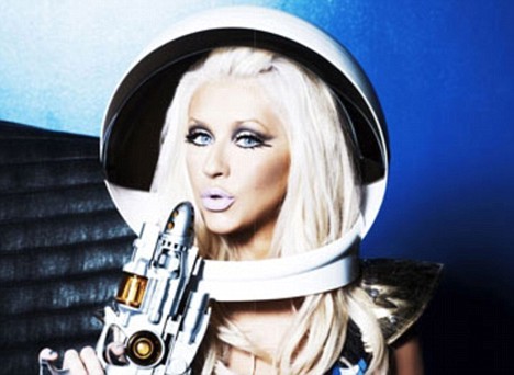Seksi vrnitev Christine Aguilere