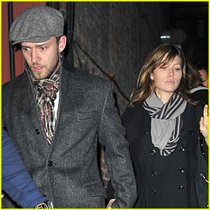 Jessica prepeva, Justin objema Taylor
