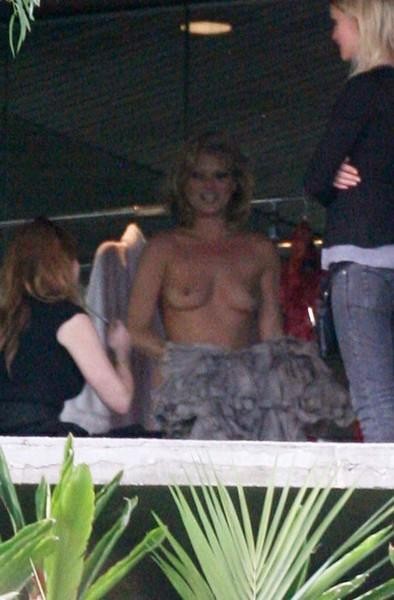 Oops! Kate Moss