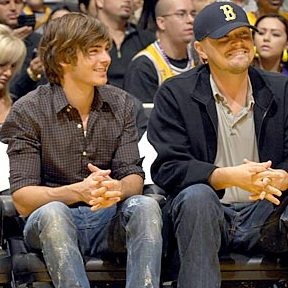 Zac Efron in Leo DiCaprio na tekmi