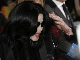 Michael Jackson sklenil poravnavo z Arabci