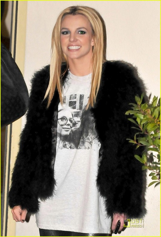 Britney nastopila v Londonu