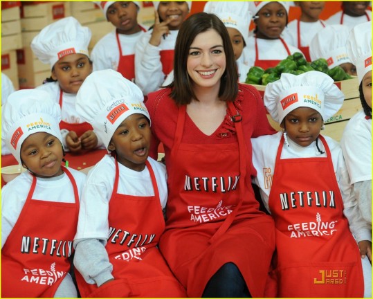 Dobrodelna Anne Hathaway
