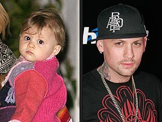 Benji Madden pazi na nečakinjo