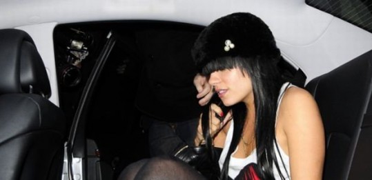 Lily Allen želi bogatega soproga