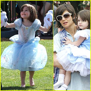 Suri Cruise v Disneyju