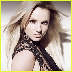 Britney obiskala bolne otroke