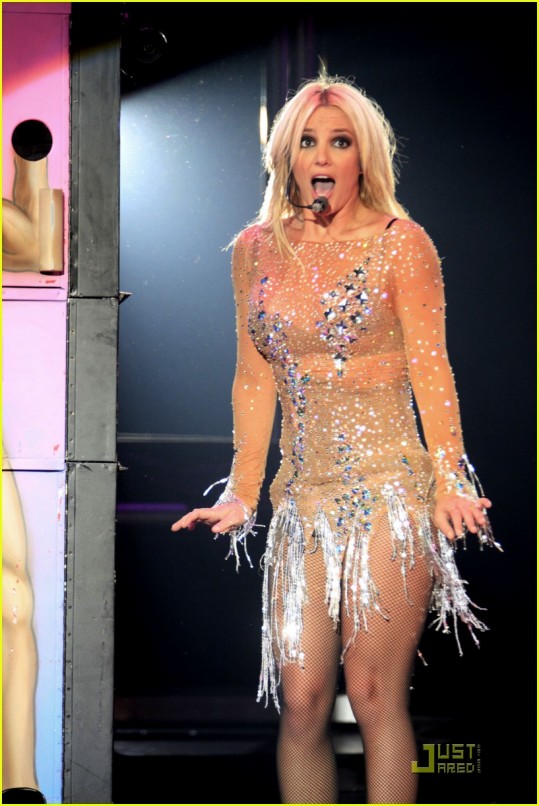 Aretirali žensko pred vilo Britney Spears