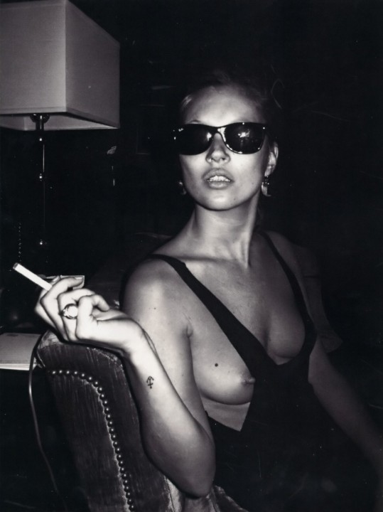 Oops! Kate Moss