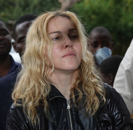 Madonna padla s konja