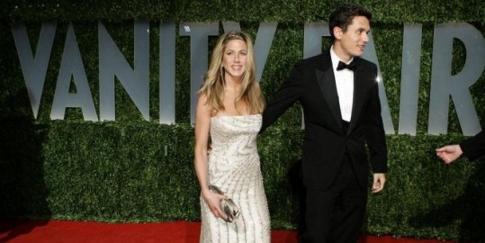 John Mayer ne more preboleti Jennifer