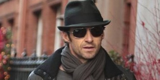 Hugh Jackman bo znova posvojil