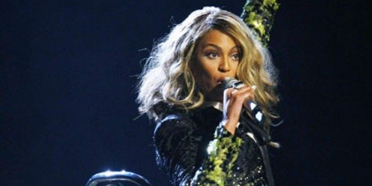 Beyonce se uči od Lewisa Hamiltona