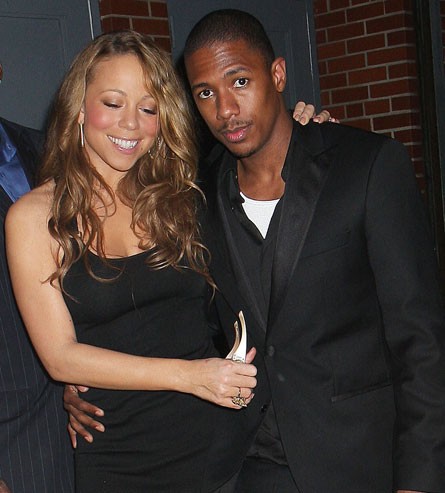 Mariah Carey skriva svoja leta