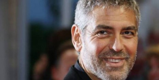 George Clooney bo zaživel z dekletom