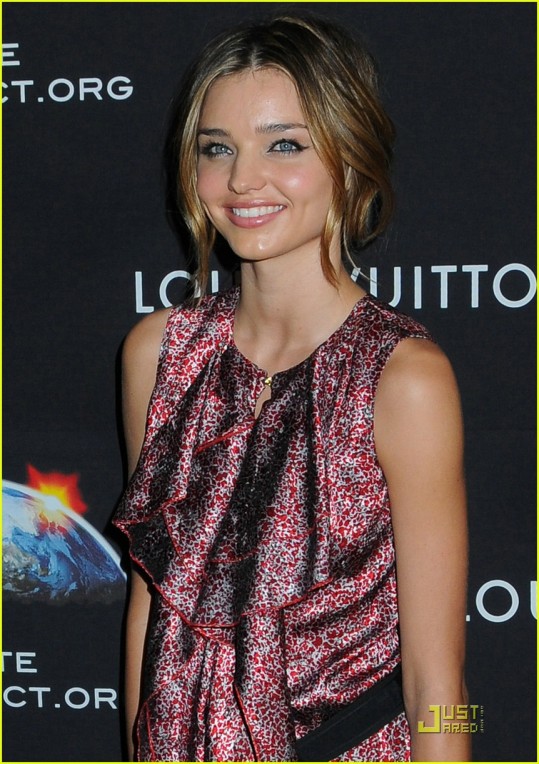 Miranda Kerr: Poroko zavrnila zaradi let!