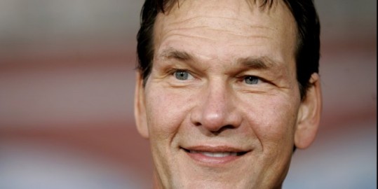 Patrick Swayze si pomaga z marihuano