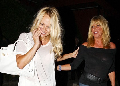 Pamela Anderson: Seks bomba se zabava