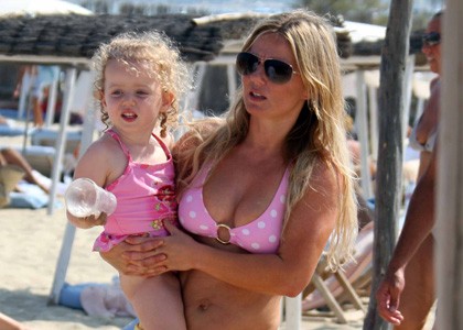 FOTO: Prsata Geri na plaži