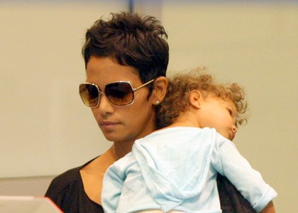 Halle Berry bo drugič mamica