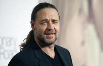 Rusell Crowe izzval novinarko na dvoboj