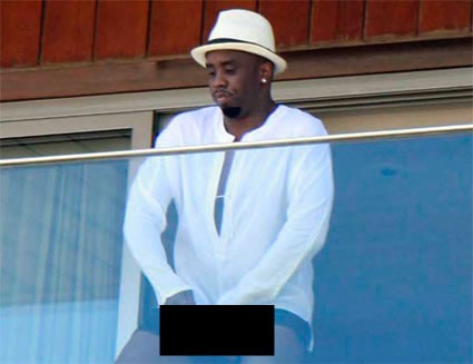 Puff Diddy masturbiral kar na balkonu