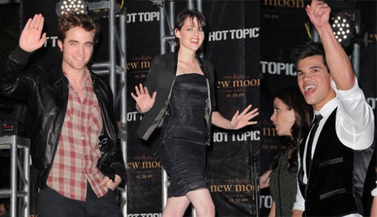 Rob, Kristen in Taylor razgreli Los Angeles