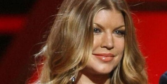 Fergie: Lezbijčni seks nikakor NI varanje