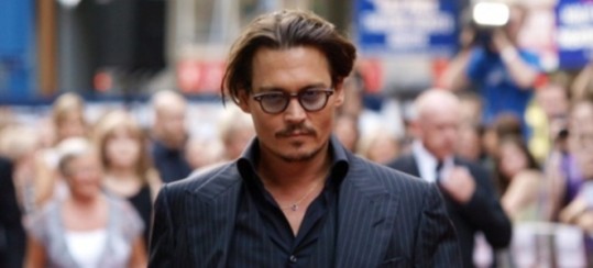 Johnny Depp bo Nicholasu Cageu pomagal pri dolgovih