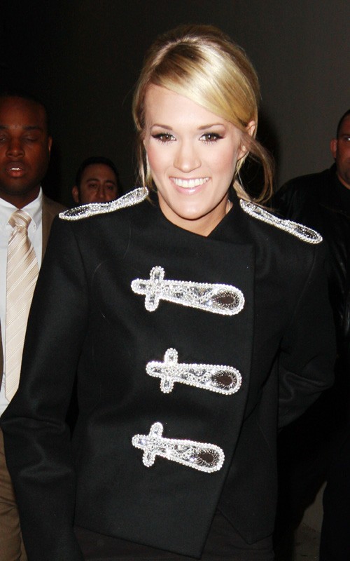 Zaročena Carrie Underwood