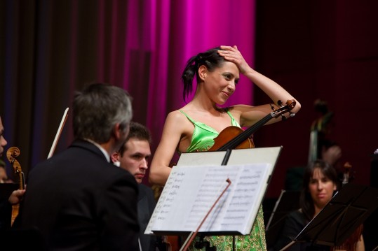 Novoletni koncert violinistke Anje Bukovec