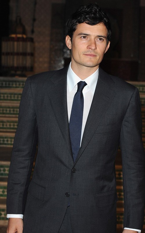 VROČE Orlando Bloom zaplesal striptiz sredi restavracije