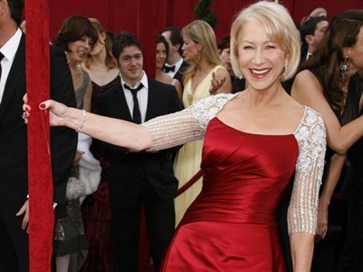 Helen Mirren piše knjigo o seksu za starejše