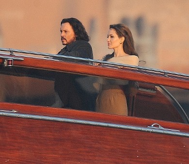 Depp in Angie postala vroča atrakcija v bližnjih Benetkah